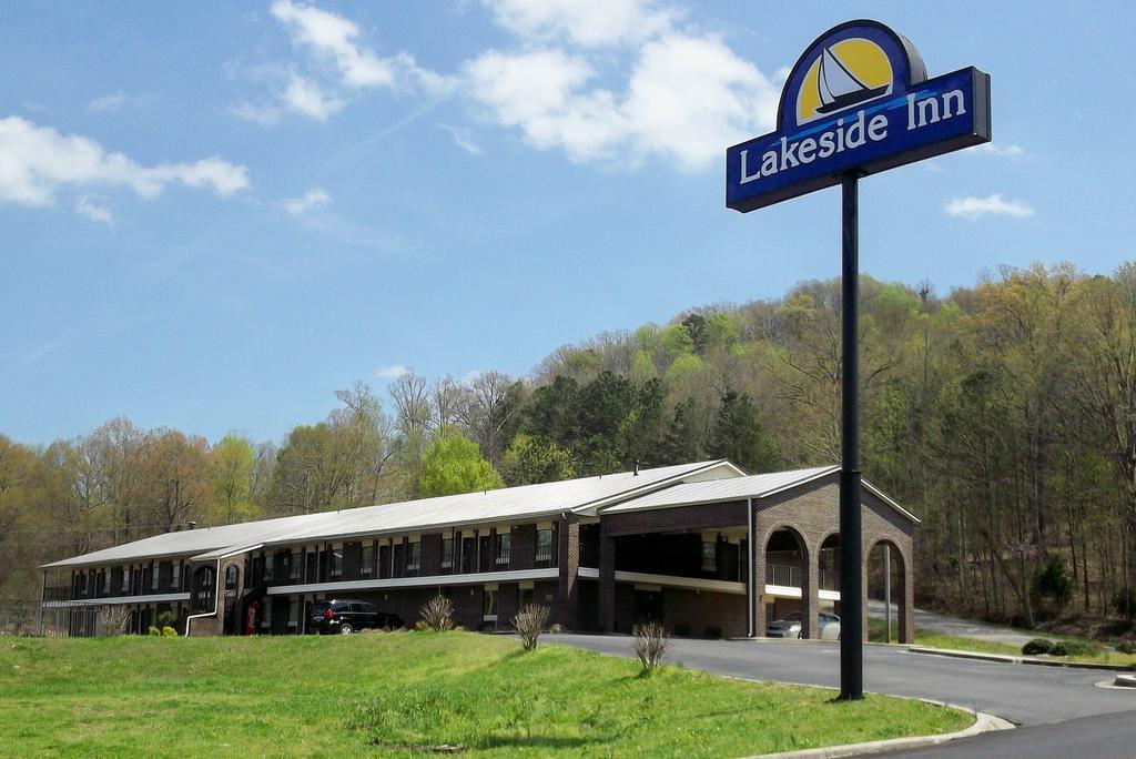 غنترسفيل Lakeside Inn المظهر الخارجي الصورة
